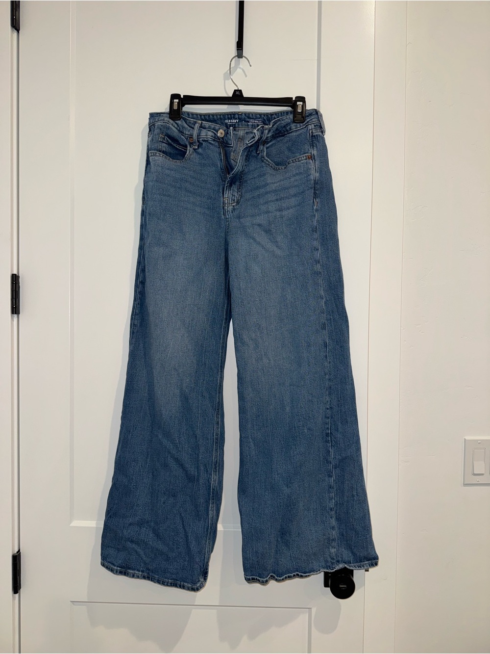Old Navy Extra High Rise Super Wide-Leg Jeans in Medium Blue Denim